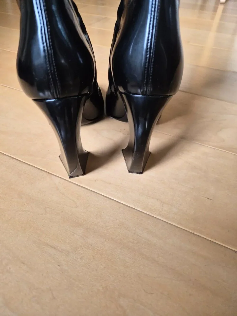 Guiseppe Zanotti Musa Black Vinyl Boots Sz 40